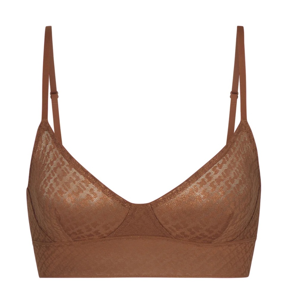 Triangle Bralette Style, Front Darts On Triangle Cups, Pullover Style